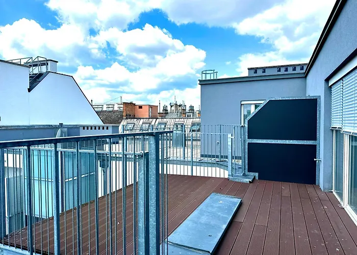 Jimmy's Dandelion Apartmanhotel 4*
