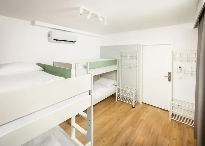 Jimmy's Dandelion Apartmanhotel